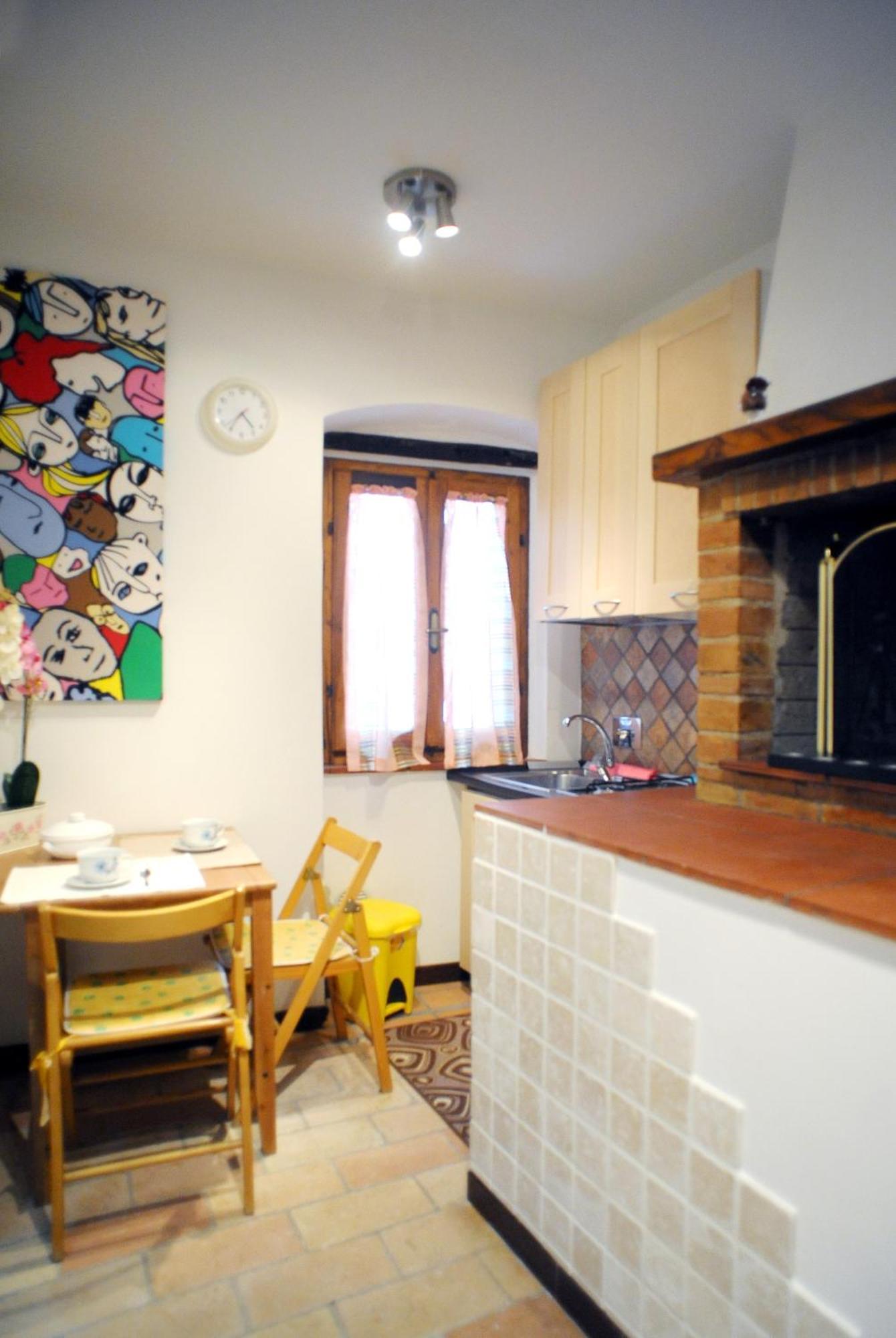Appartamento Tulipano Rosa Spoleto Kamer foto